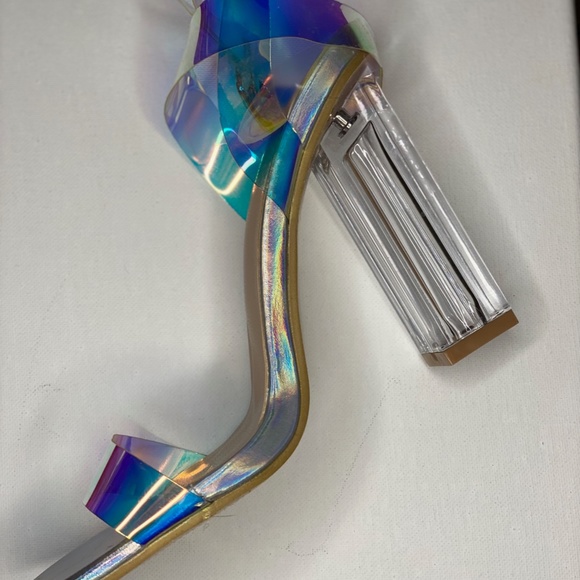 Prom Shoes! Clear Heel Open Toe (Clear & Hologram) - Picture 3 of 10